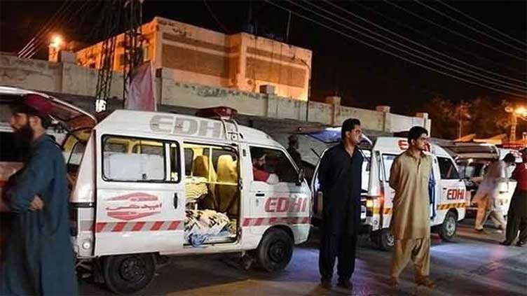 Six people died and four were injured when the roof of a house collapsed in Karachi. Channel News Pakistan
