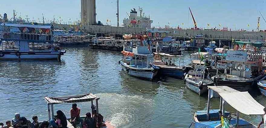 Two women were killed after boats collided in Karachi's Keamari Channel News Pakistan